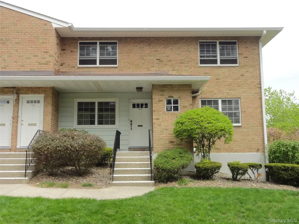 1840 Crompond Road Peekskill NY 10566