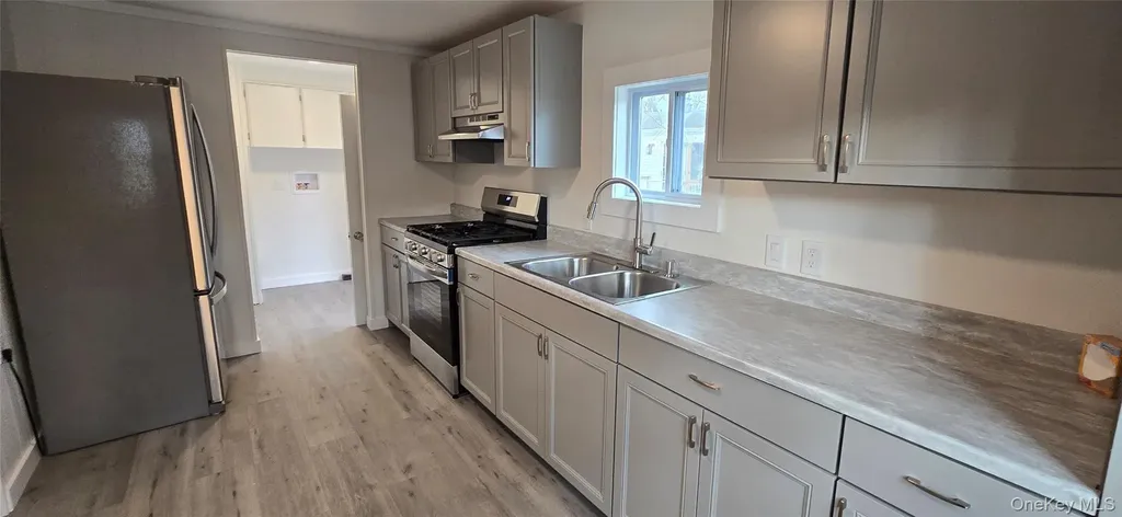 525 Riverleigh Avenue Unit 116 Riverhead NY 11901