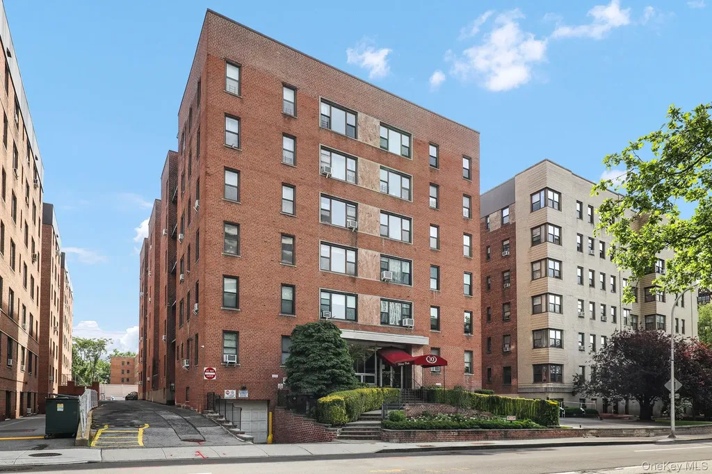 10 N Broadway White Plains NY 10601