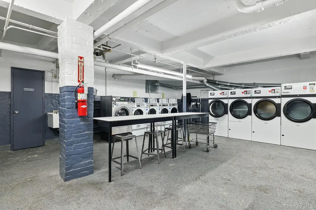 10 N Broadway White Plains NY 10601
