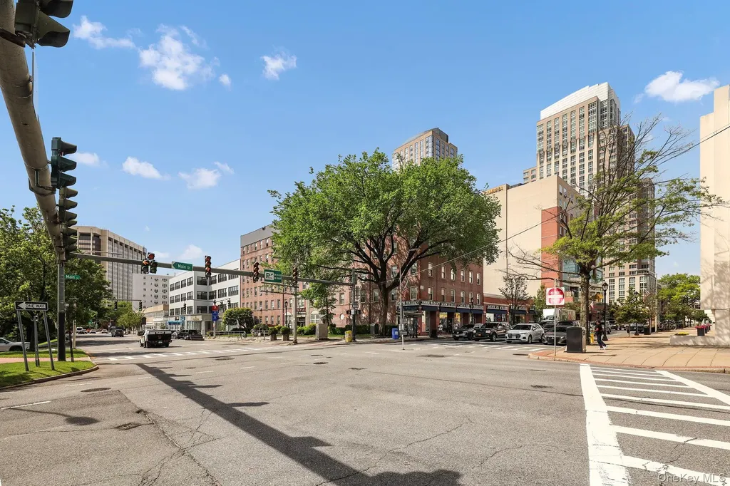 10 N Broadway White Plains NY 10601