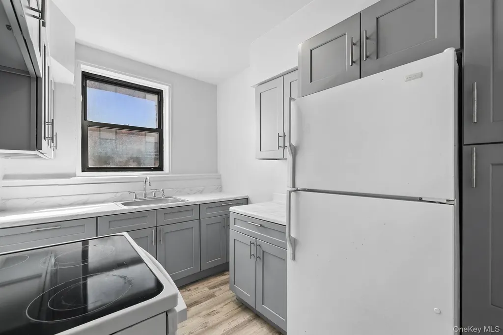 10 N Broadway White Plains NY 10601