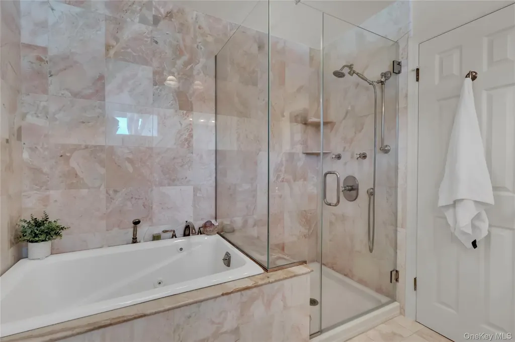 5 Cedar Lane Setauket NY 11733