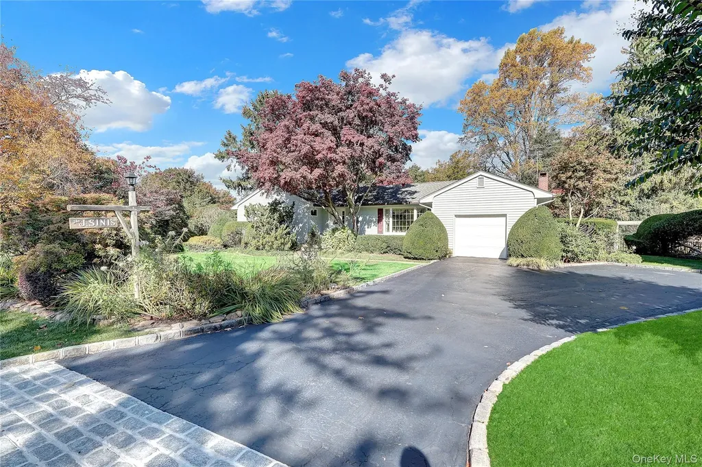 5 Cedar Lane Setauket NY 11733