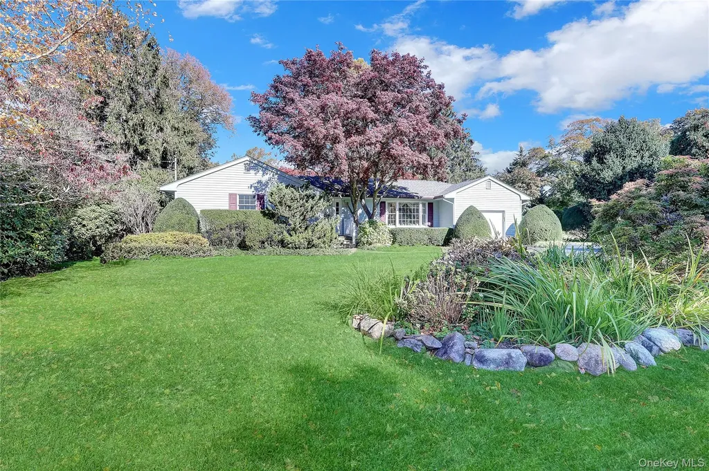 5 Cedar Lane Setauket NY 11733