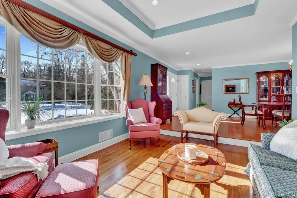5 Cedar Lane Setauket NY 11733