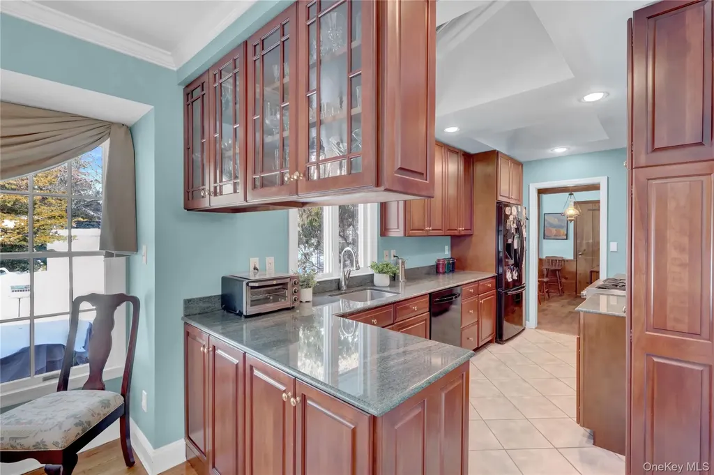 5 Cedar Lane Setauket NY 11733