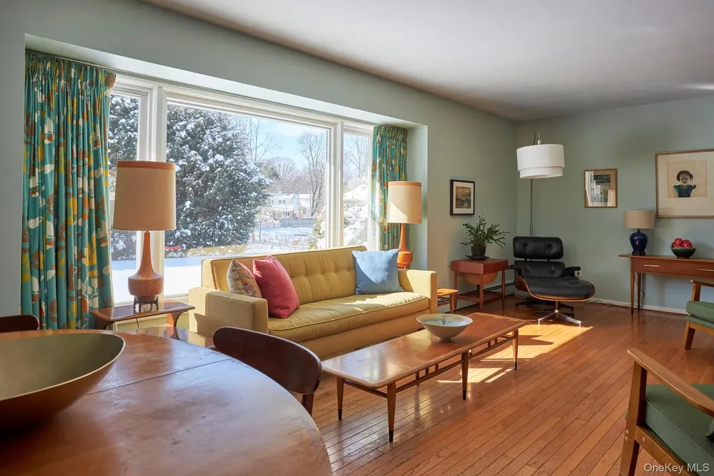 41 Trinity Place Rhinebeck NY 12572
