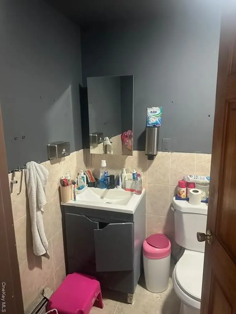 104-29 Roosevelt Corona NY 11368
