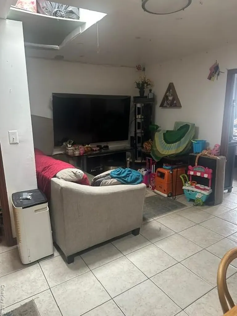 104-29 Roosevelt Corona NY 11368