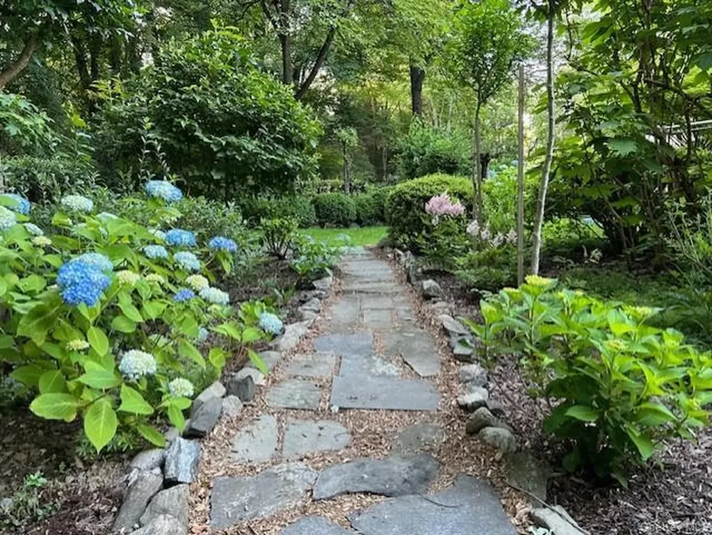 48 Cypress Lane Briarcliff Manor NY 10510