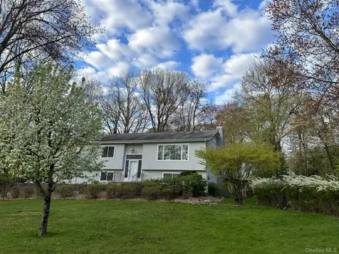 48 Cypress Lane Briarcliff Manor NY 10510