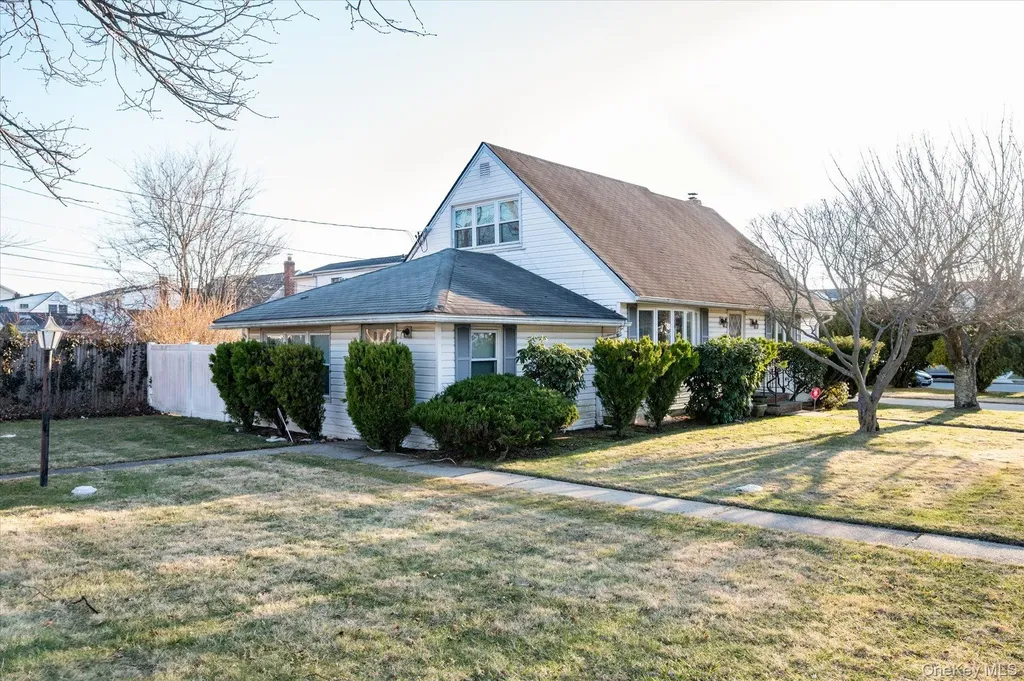 1 Salem Hicksville NY 11801