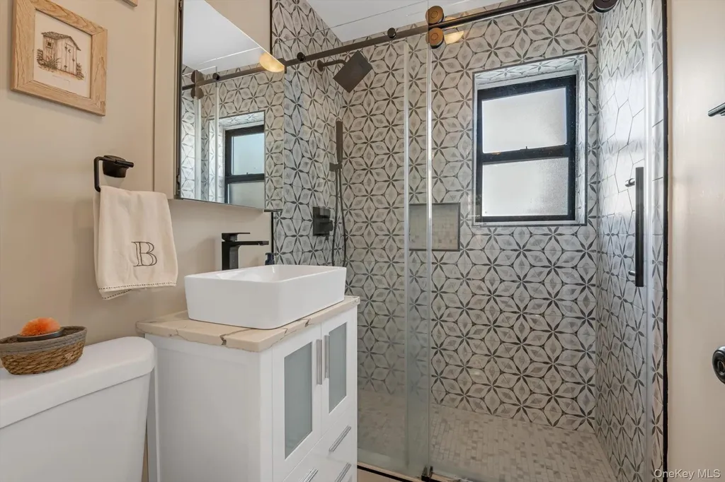 65 W Broadway Long Beach NY 11561