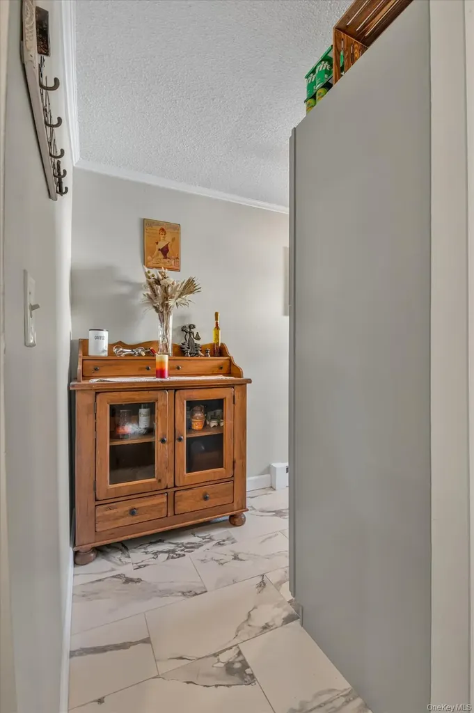 65 W Broadway Long Beach NY 11561