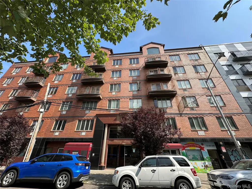140-26 Cherry Avenue Flushing NY 11355