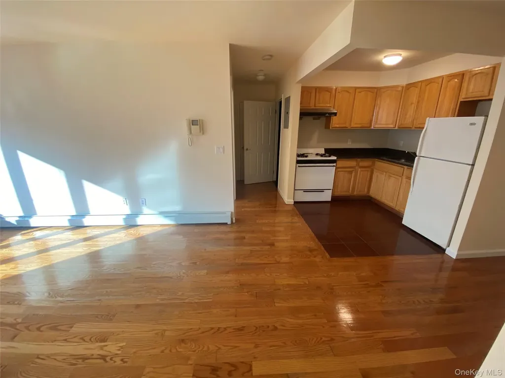 140-26 Cherry Avenue Flushing NY 11355