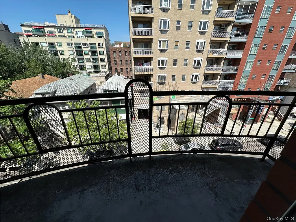 140-26 Cherry Avenue Flushing NY 11355