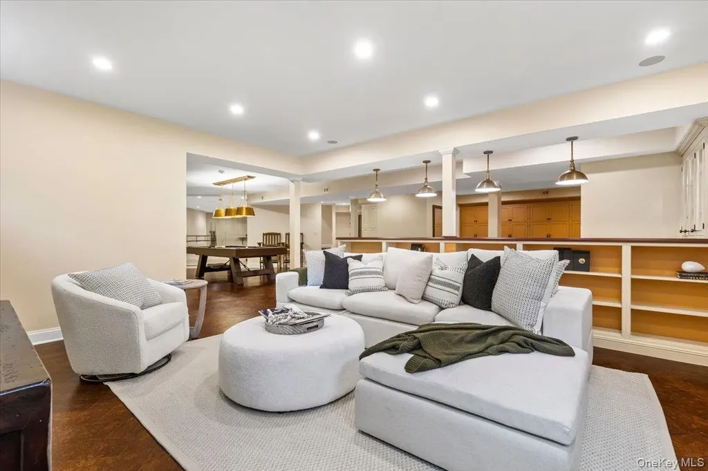 10 Hickory Drive Rye NY 10580