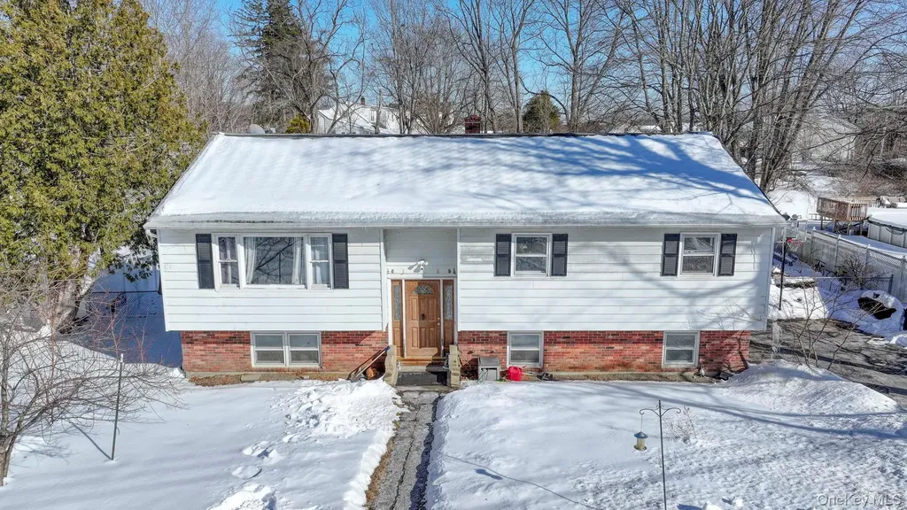 10 Collier Drive E Carmel NY 10512
