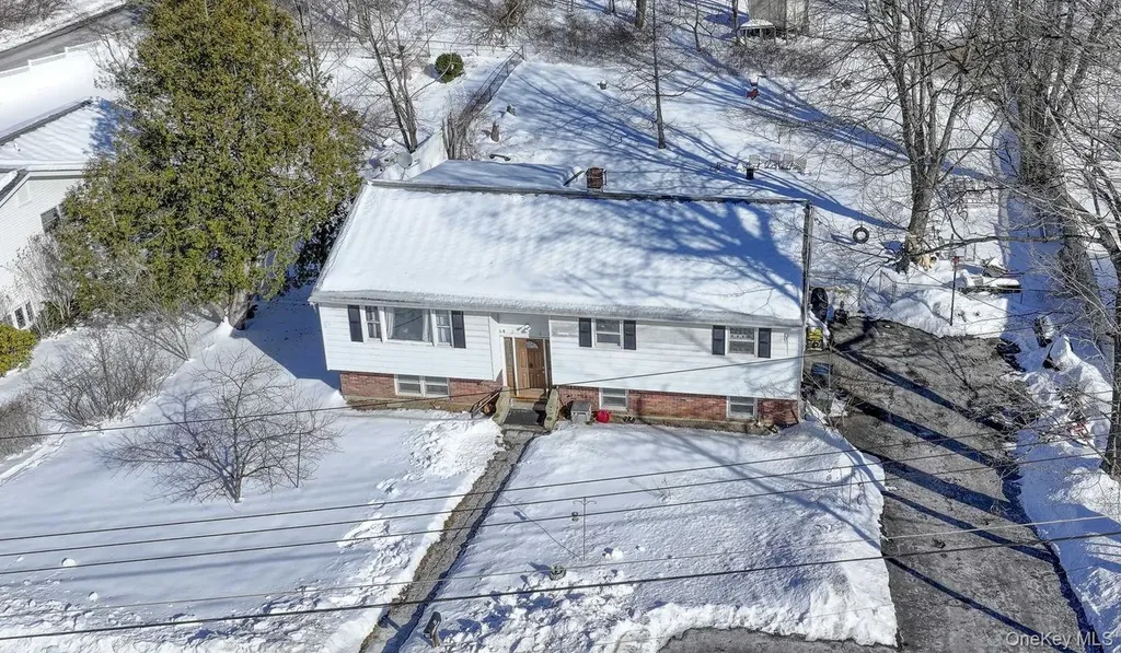 10 Collier Drive E Carmel NY 10512