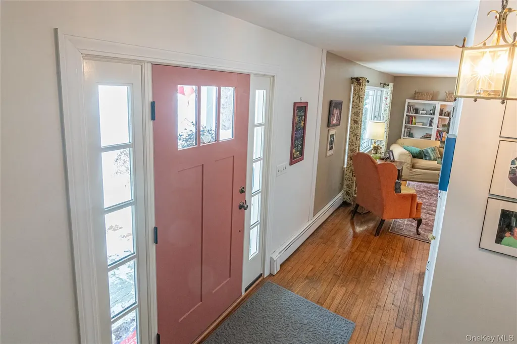 30 Hudson Drive Hyde Park NY 12538