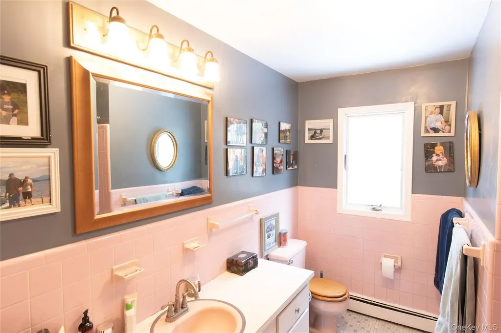 30 Hudson Drive Hyde Park NY 12538