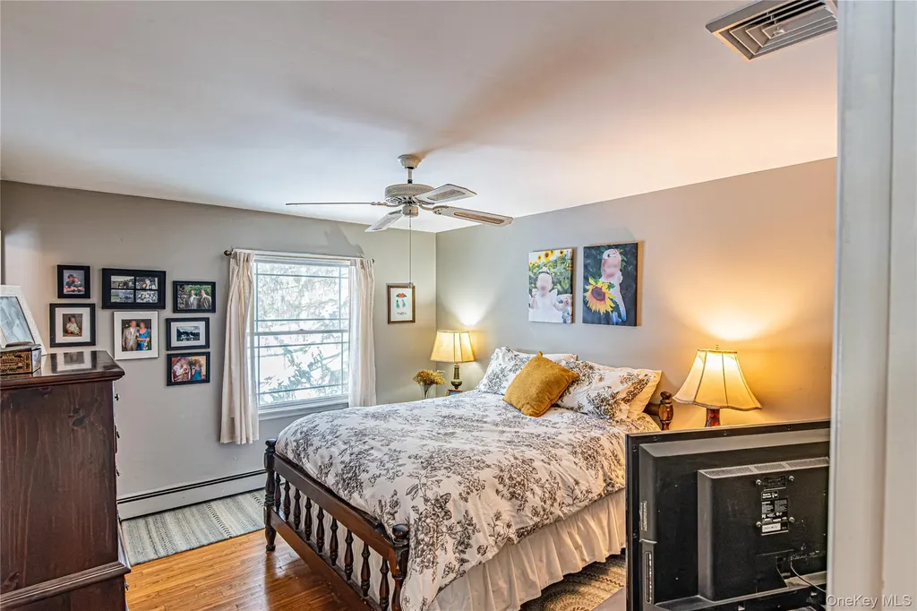 30 Hudson Drive Hyde Park NY 12538