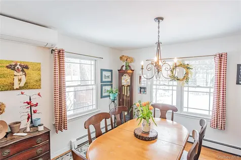 30 Hudson Drive Hyde Park NY 12538