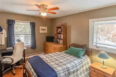 30 Hudson Drive Hyde Park NY 12538