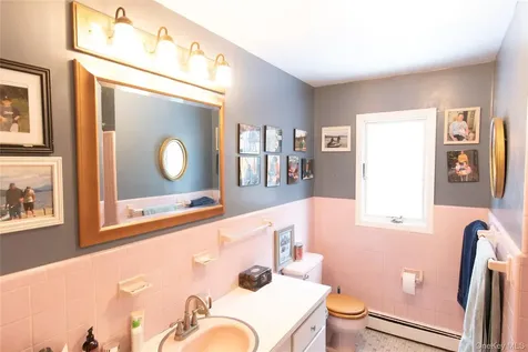 30 Hudson Drive Hyde Park NY 12538