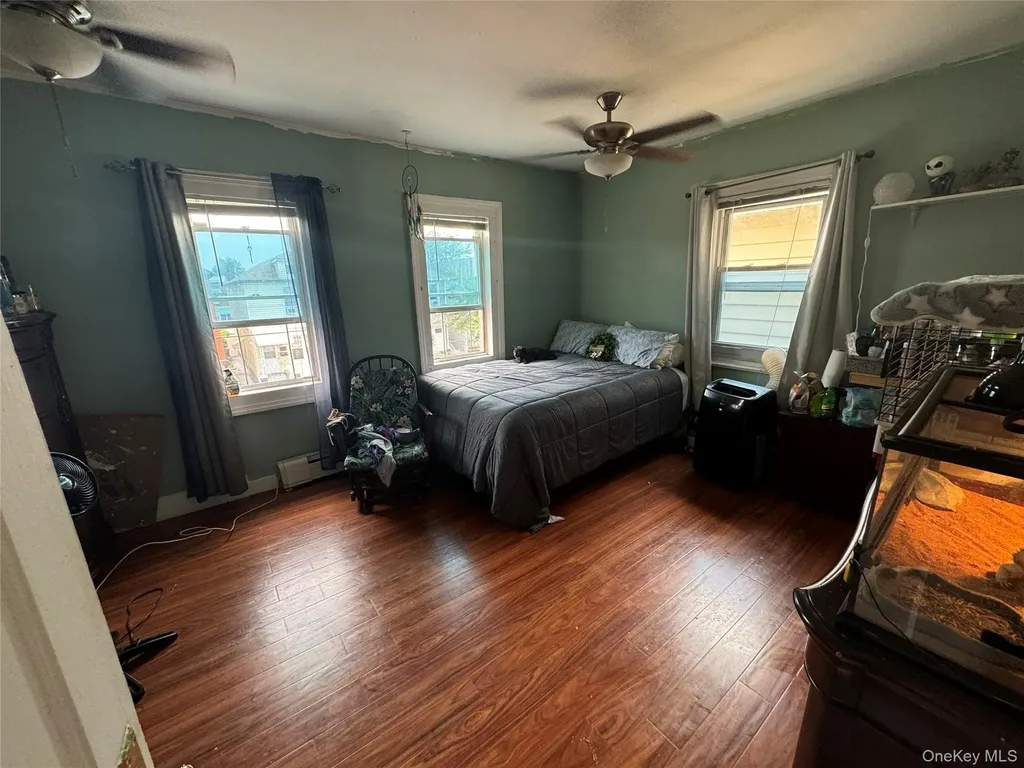 4425 Edson Avenue Bronx NY 10466
