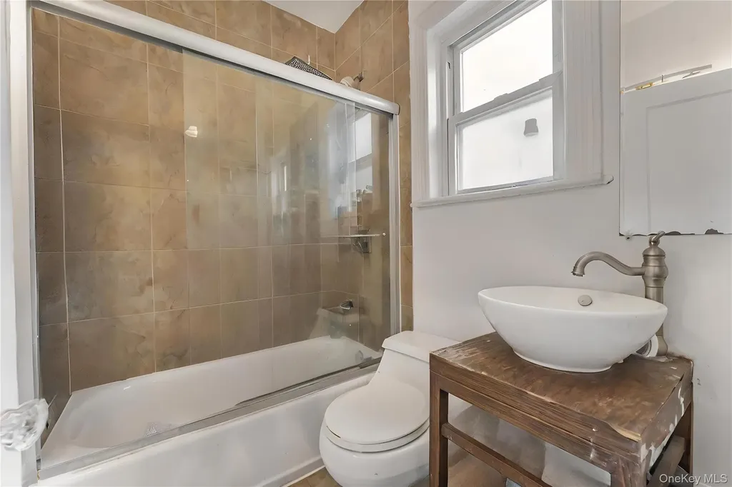 4425 Edson Avenue Bronx NY 10466
