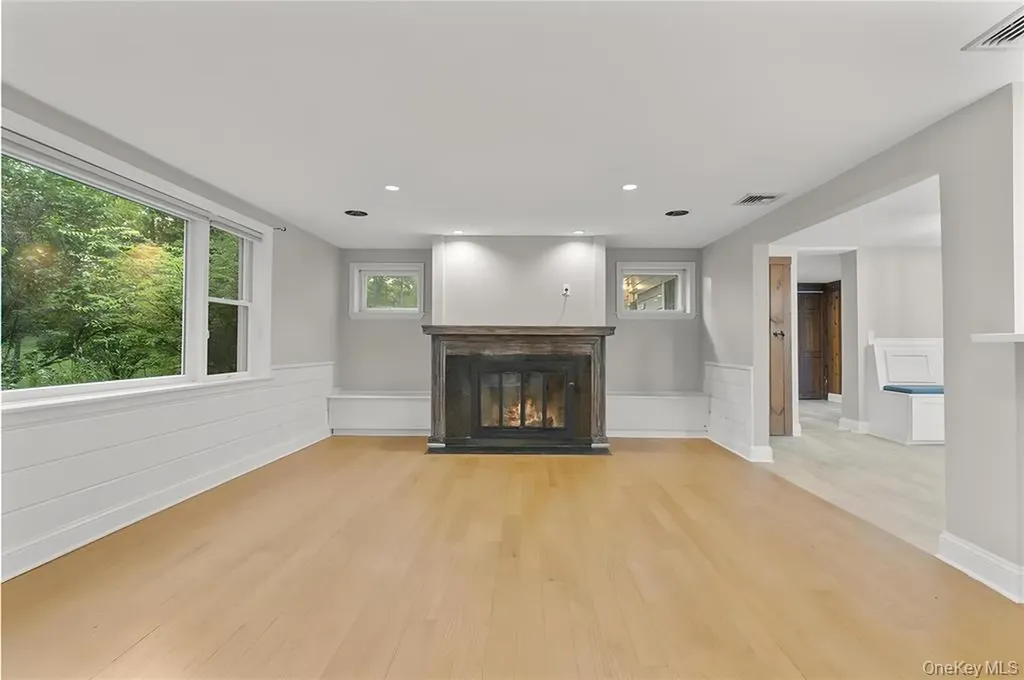 8 West Lane South Salem NY 10590
