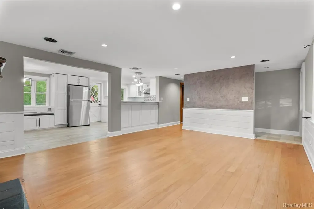 8 West Lane South Salem NY 10590