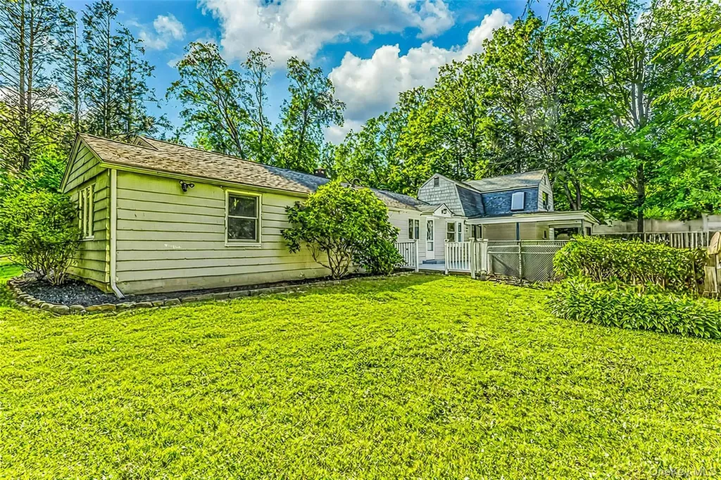 8 West Lane South Salem NY 10590
