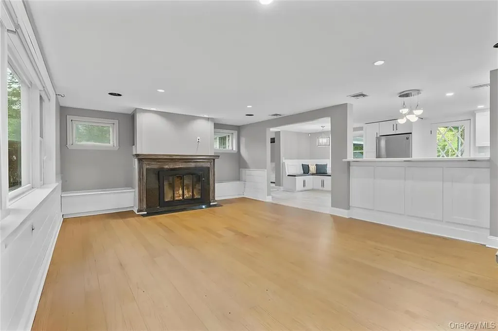 8 West Lane South Salem NY 10590