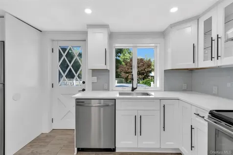 8 West Lane South Salem NY 10590