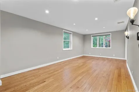8 West Lane South Salem NY 10590