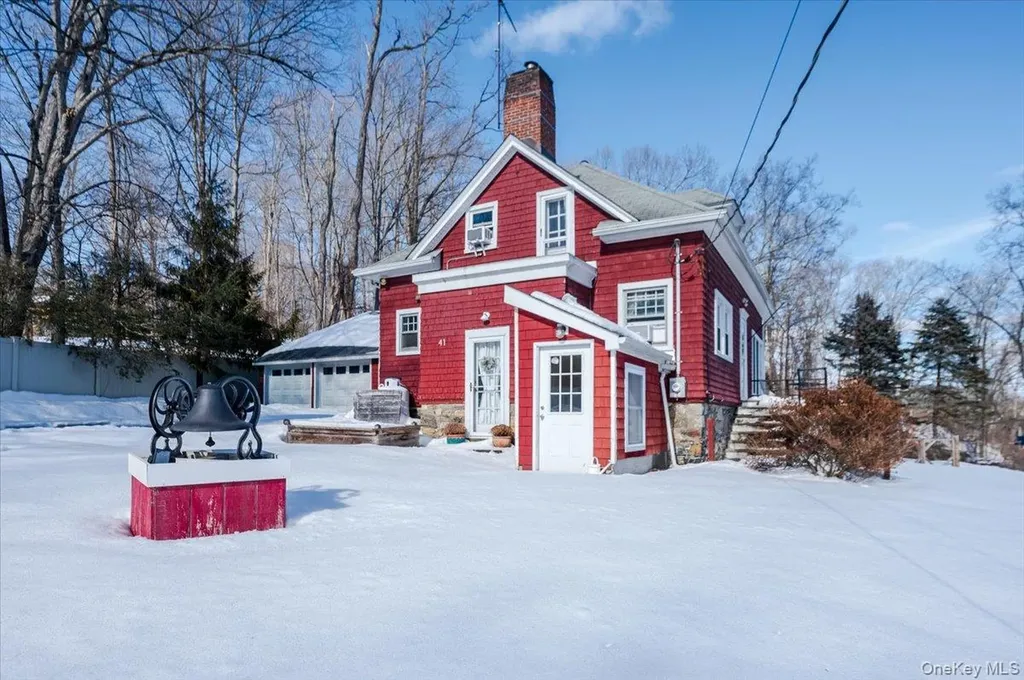 41 Plumbrook Road Katonah NY 10536