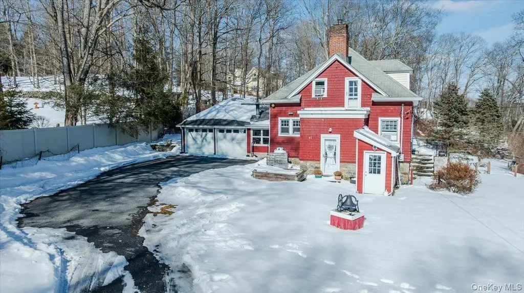41 Plumbrook Road Katonah NY 10536