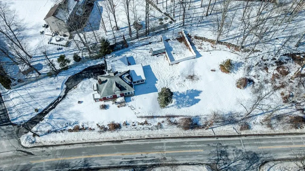 41 Plumbrook Road Katonah NY 10536