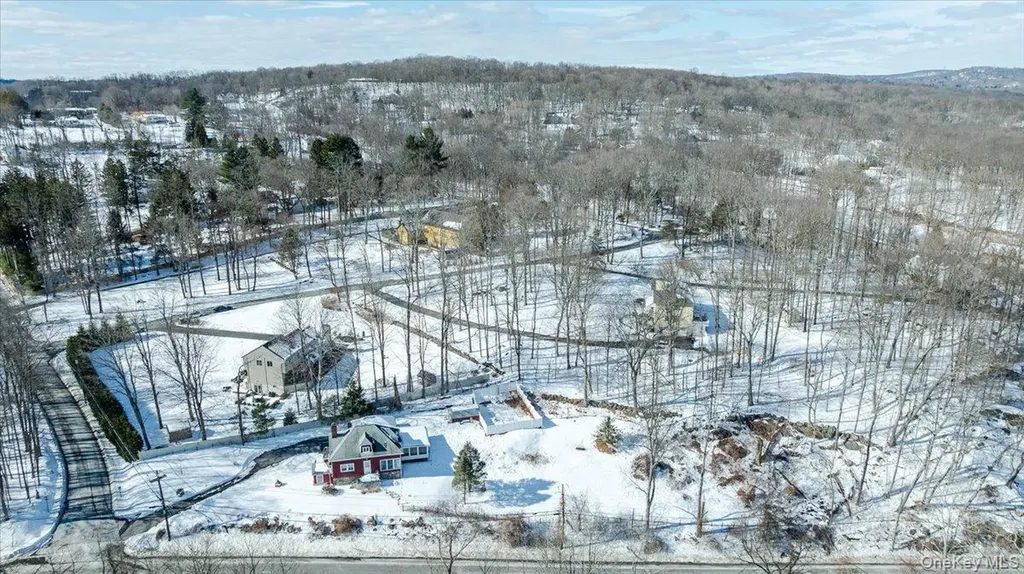 41 Plumbrook Road Katonah NY 10536