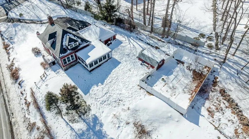 41 Plumbrook Road Katonah NY 10536