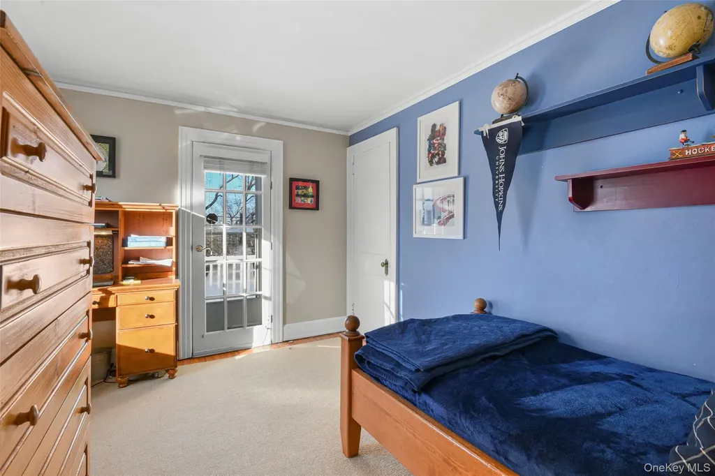 551 Wolfs Lane Pelham NY 10803