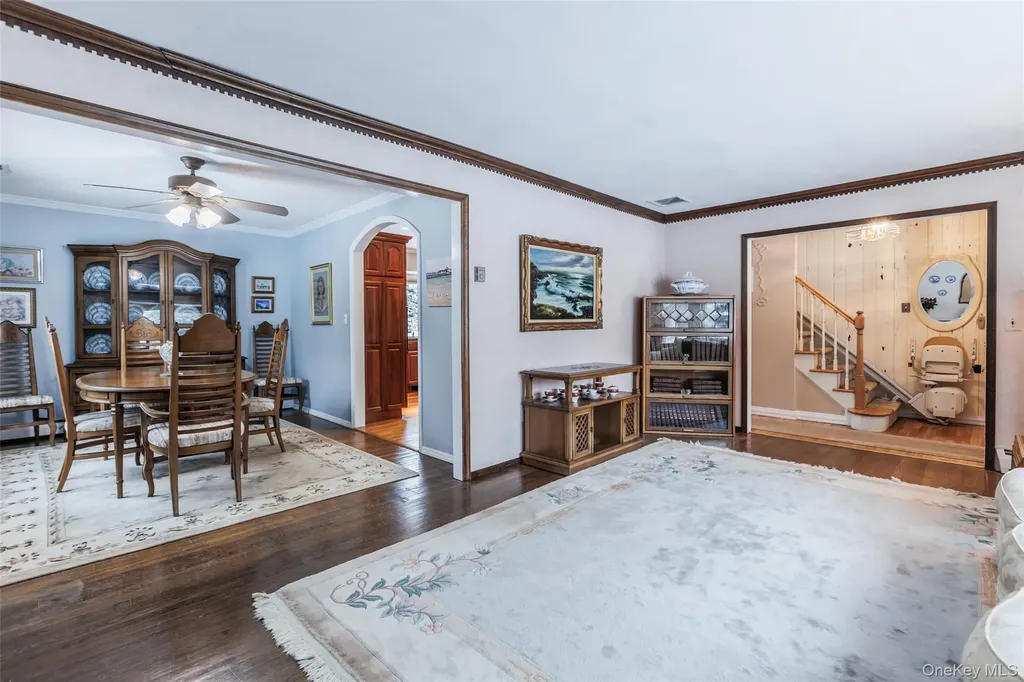 29 Lawrence Drive Nesconset NY 11767