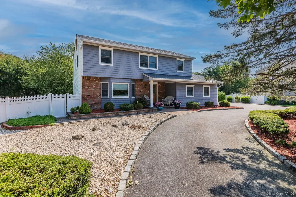 29 Lawrence Drive Nesconset NY 11767