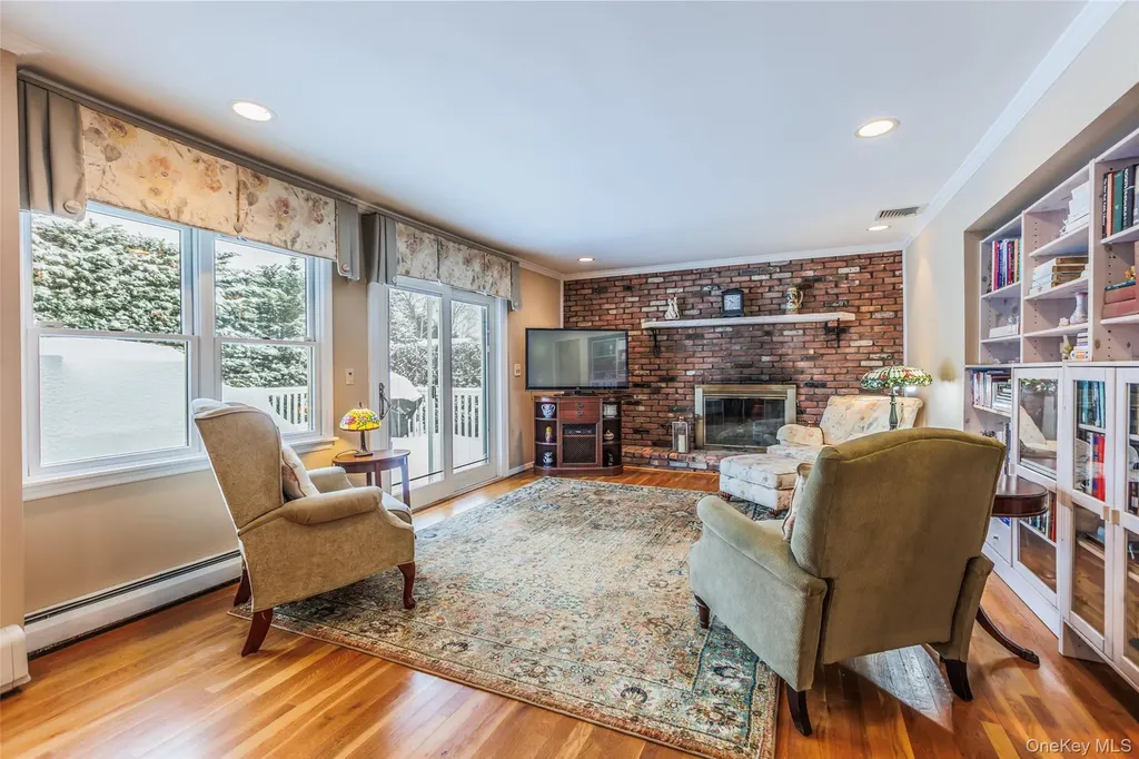 29 Lawrence Drive Nesconset NY 11767