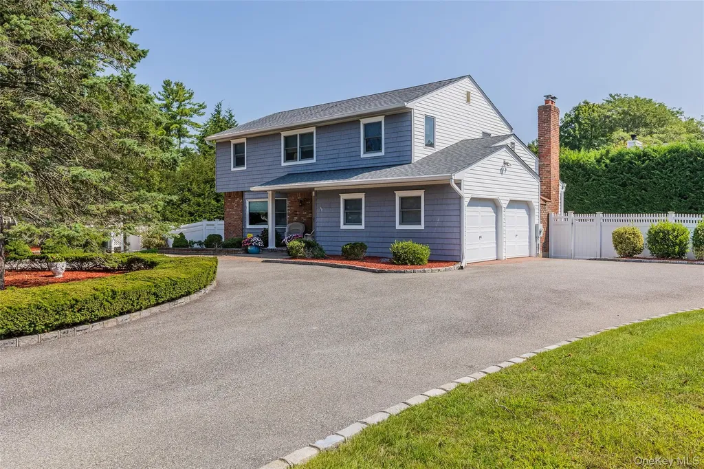 29 Lawrence Drive Nesconset NY 11767