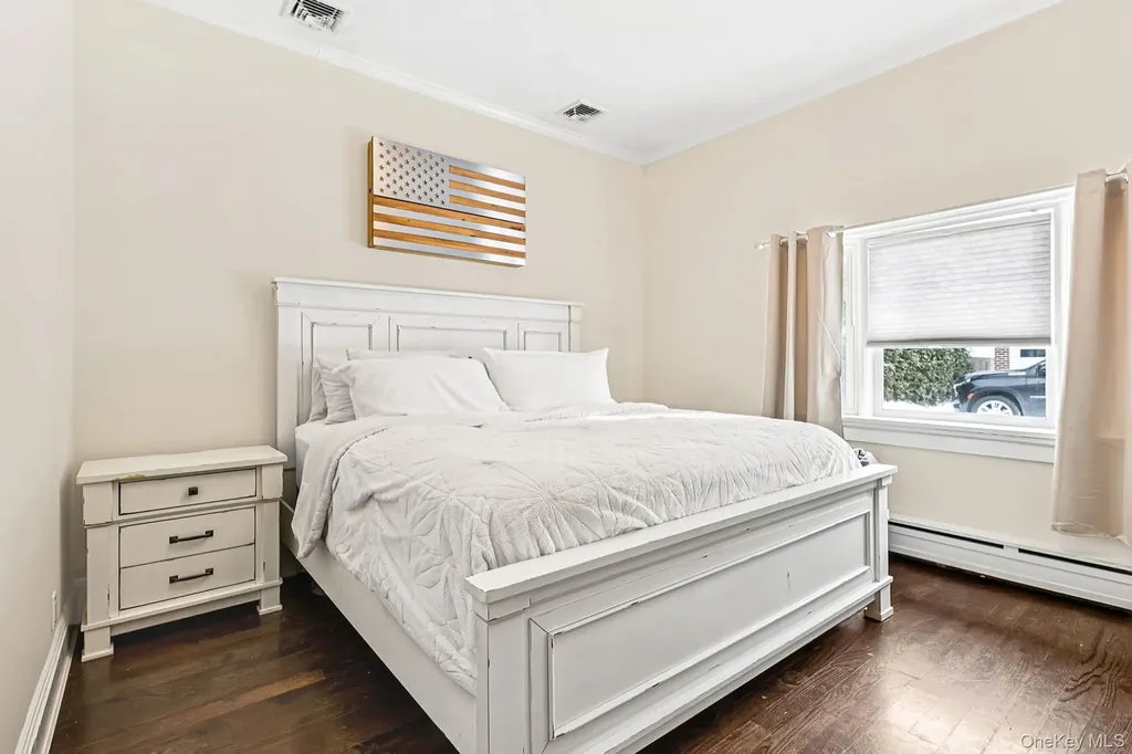 2 Oak Street Smithtown NY 11787